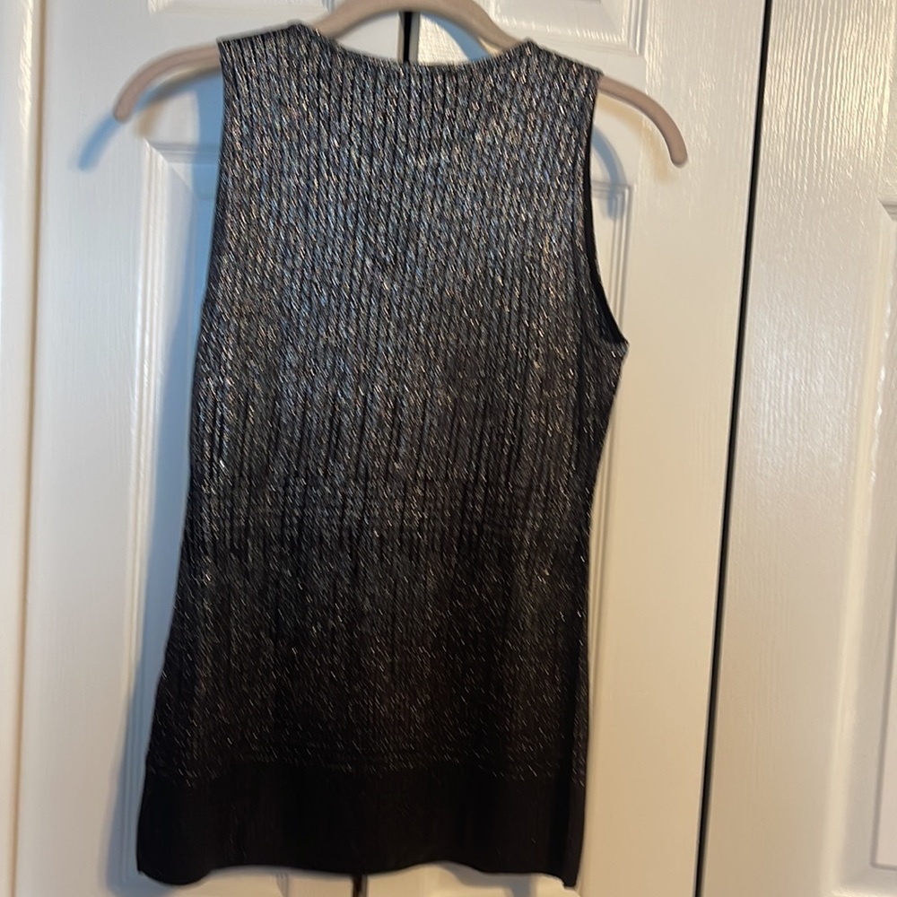 NWT White House Black Markets shimmer Ombre shell sleeveless  shirt size XS - Picture 7 of 8